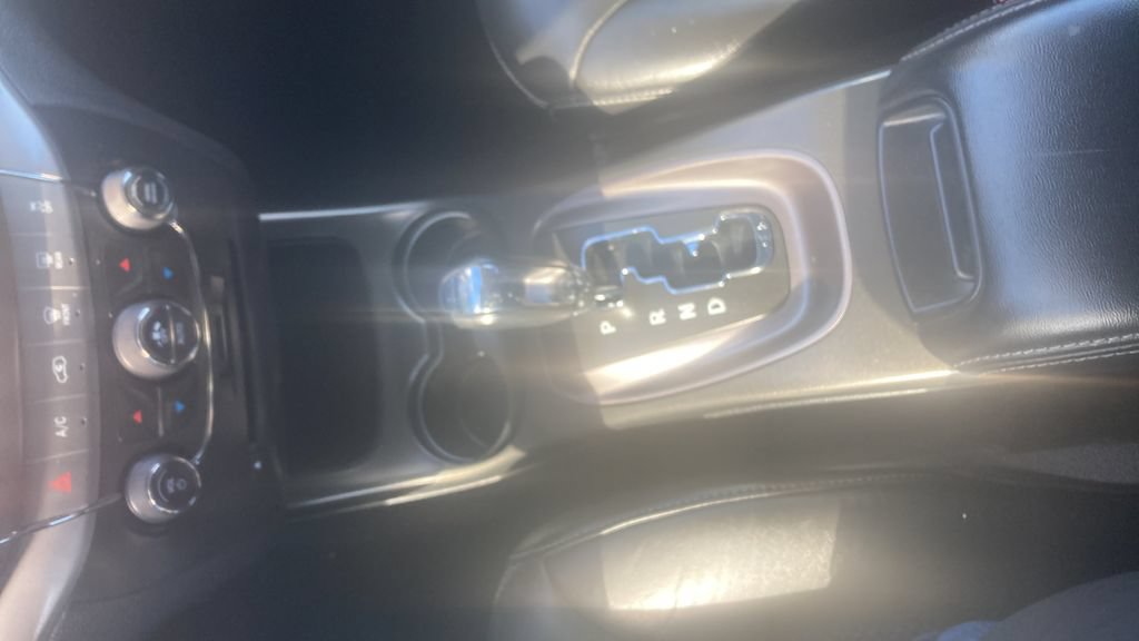Used 2017 Dodge Journey Crossroad FWD image 18