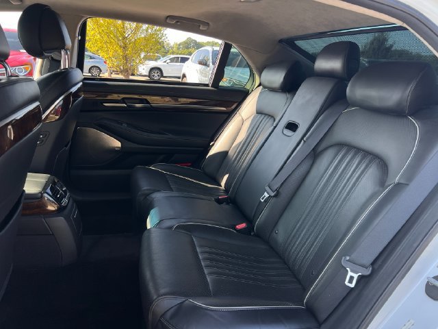 Used 2018 Genesis G90 3.3T Premium AWD/4WD image 20