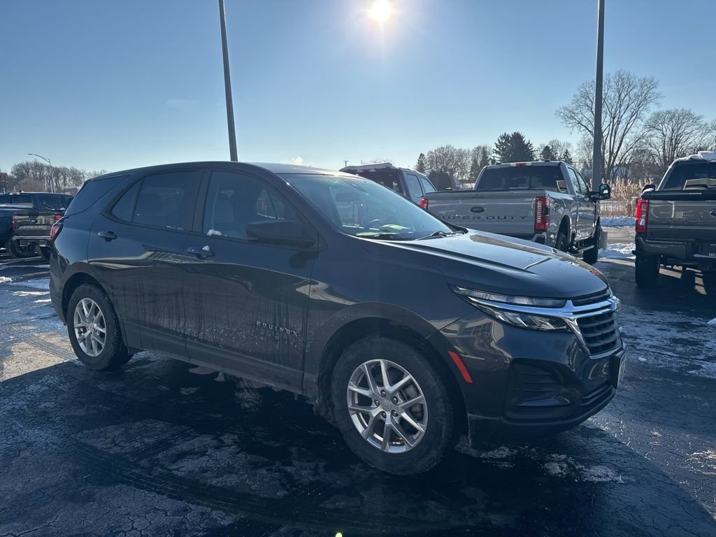 Used 2022 Chevrolet Equinox LS w/ LS Convenience Package video 1