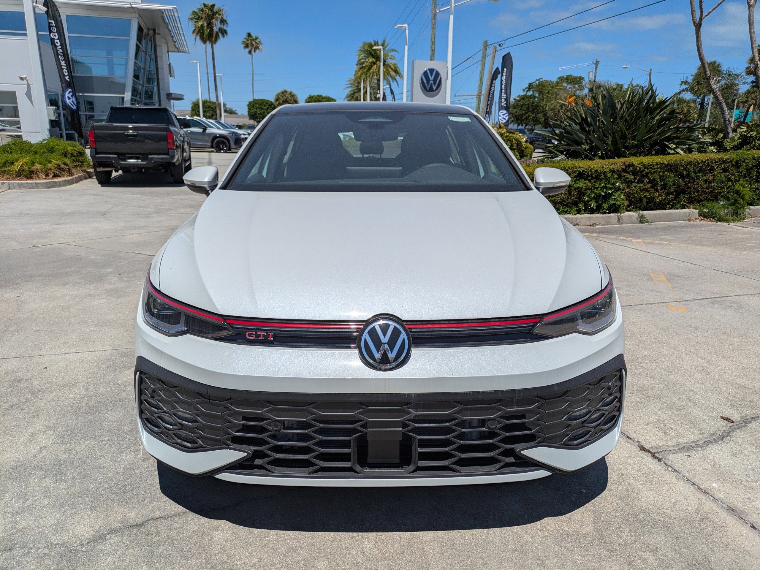 New 2026 Volkswagen GTI SE FWD image 9