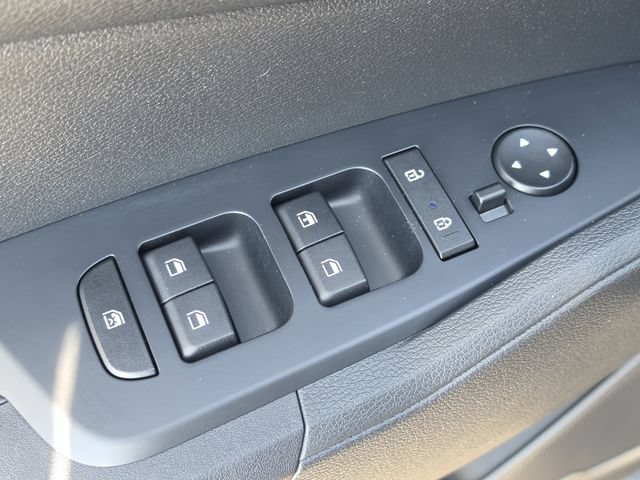 Used 2025 Kia Sportage LX FWD image 27
