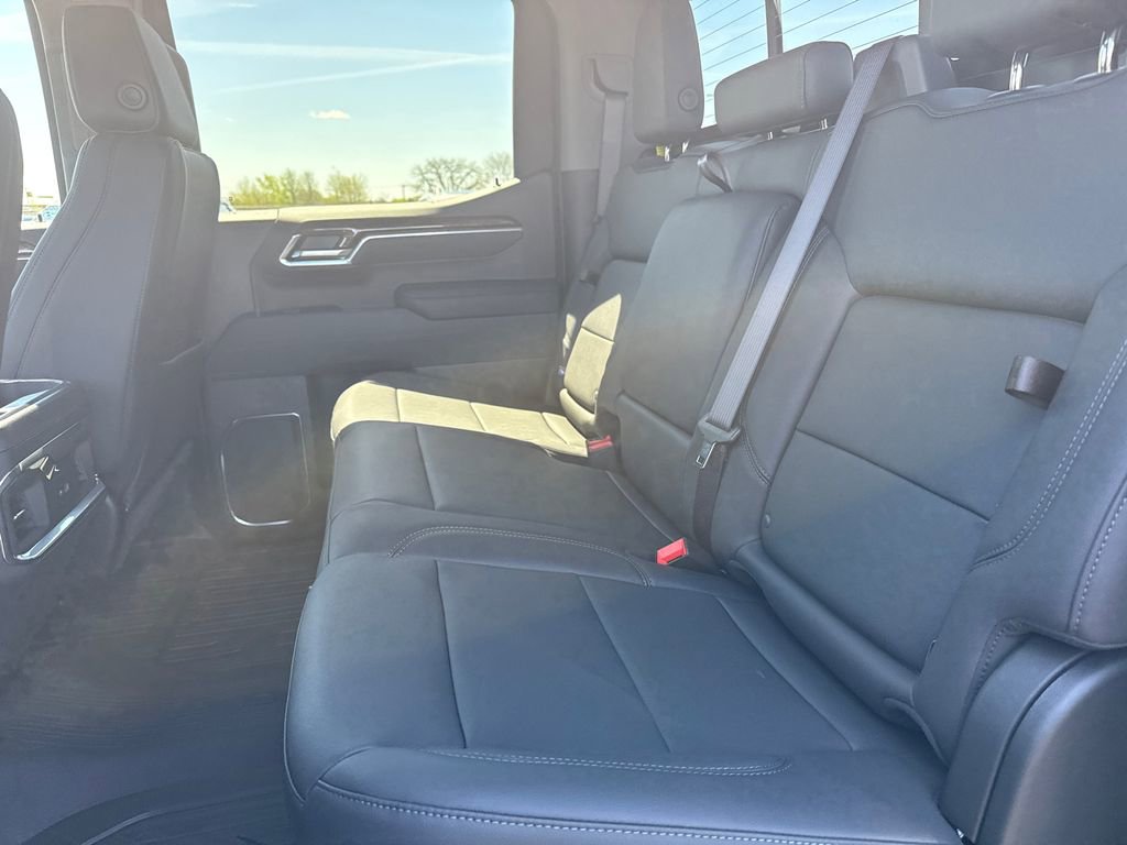 New 2026 GMC Sierra 1500 Elevation w/ Elevation Premium Package AWD/4WD image 33
