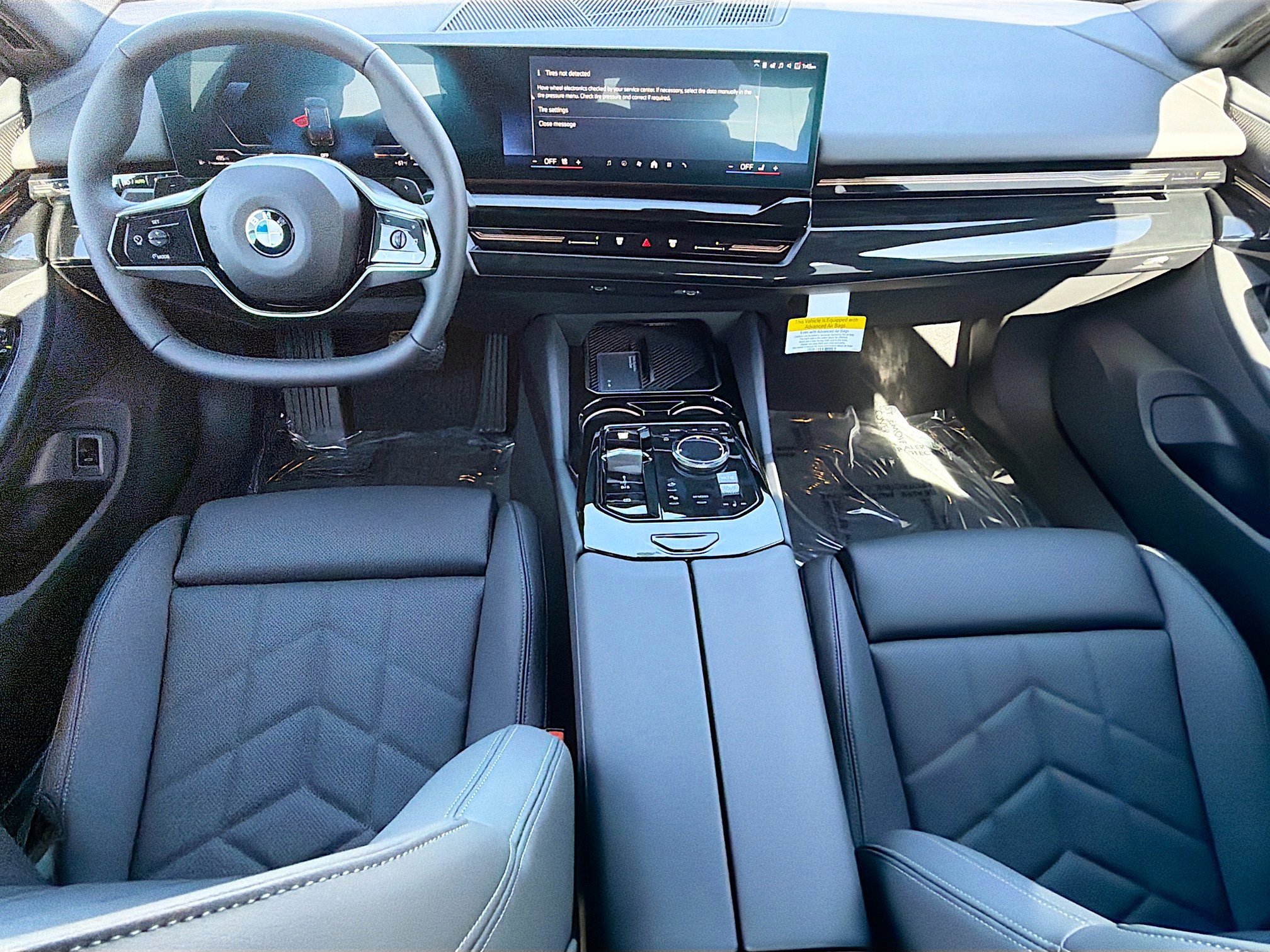 New 2026 BMW 530i w/ Convenience Package image 16