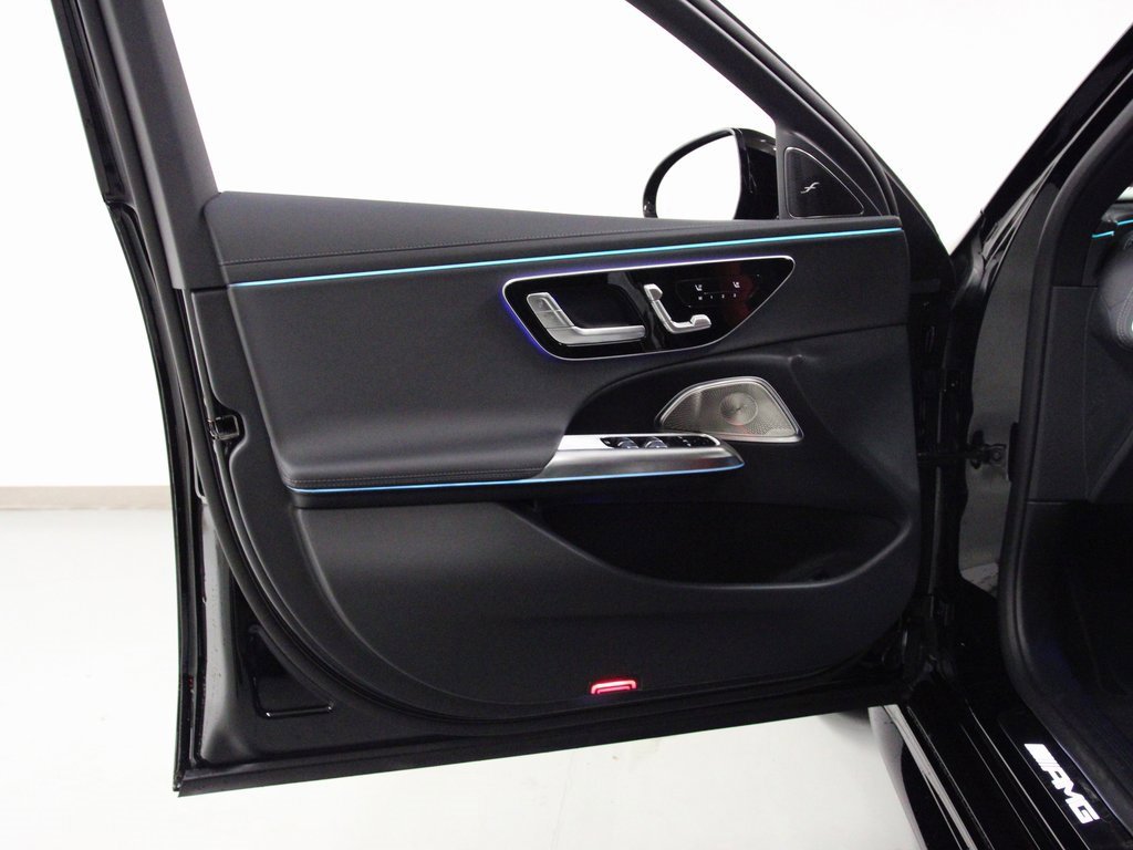 New 2026 Mercedes-Benz E 53 AMG e 4MATIC Sedan image 14