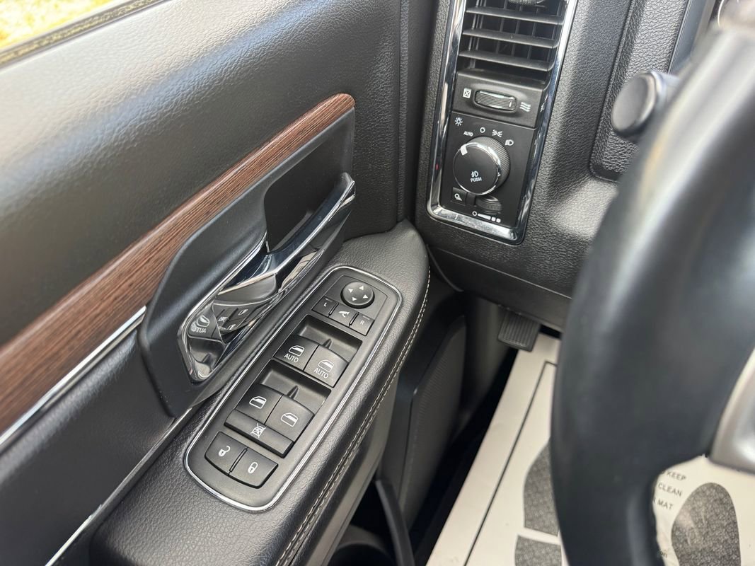 Used 2018 RAM 2500 Laramie w/ Off Road Package image 27