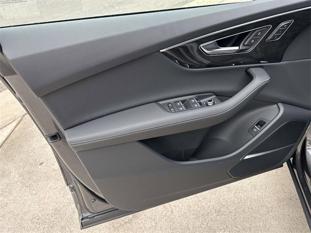 New 2026 Audi Q7 3.0T Premium Plus image 8