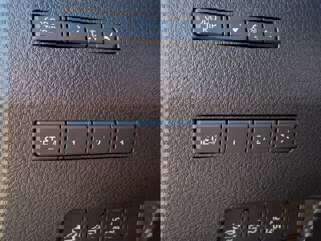 Used 2025 Lexus GX 550 w/ Cold Area Package AWD/4WD image 24