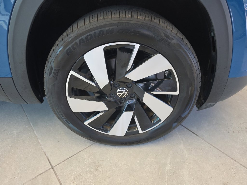 Used 2026 Volkswagen Atlas Cross Sport SE FWD image 63