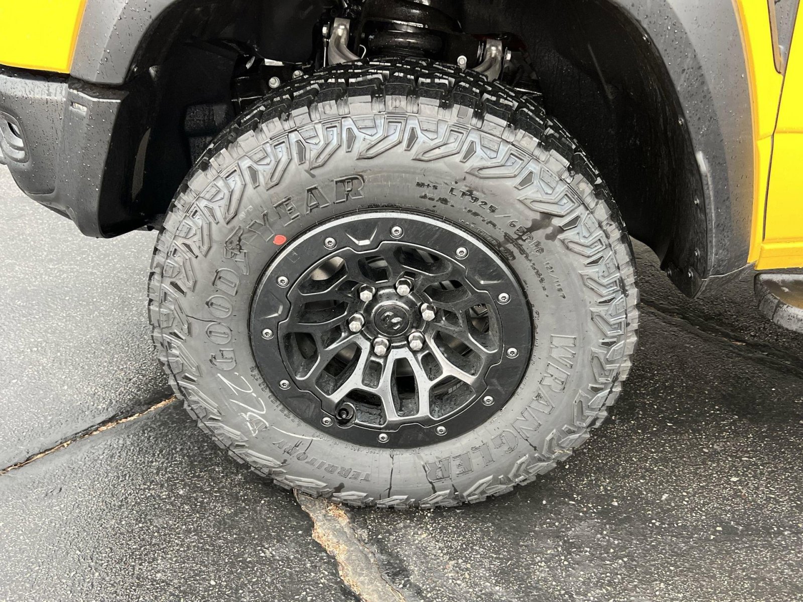 New 2023 RAM 1500 TRX w/ TRX Level 2 Equipment Group image 16