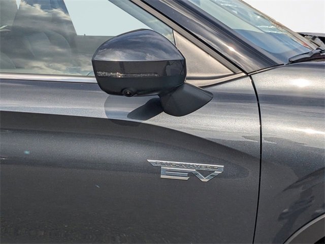 New 2025 Mitsubishi Outlander SEL image 11