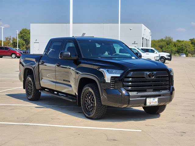 Used 2025 Toyota Tundra SR5 image 2