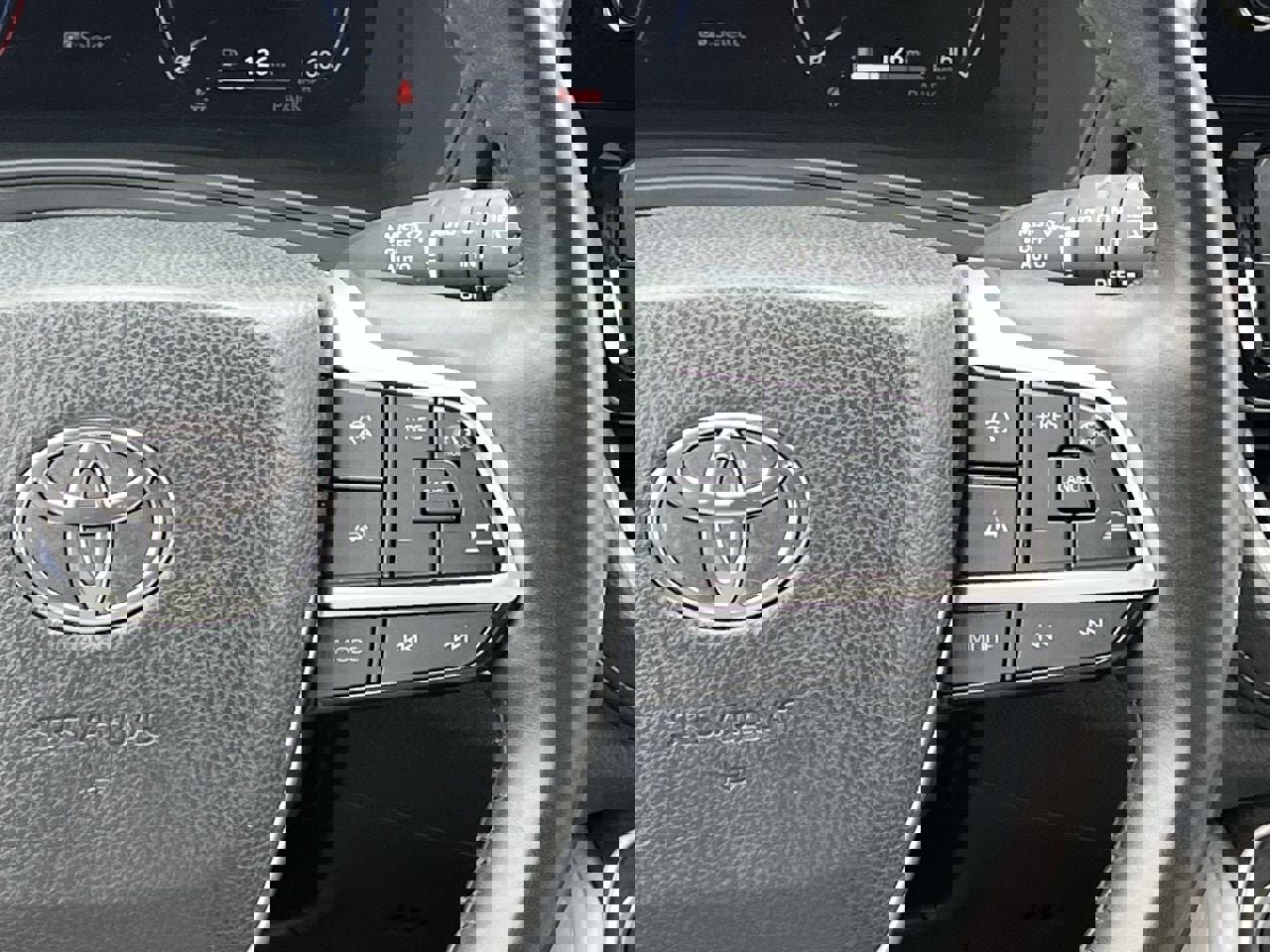 Used 2024 Toyota Grand Highlander FWD image 14