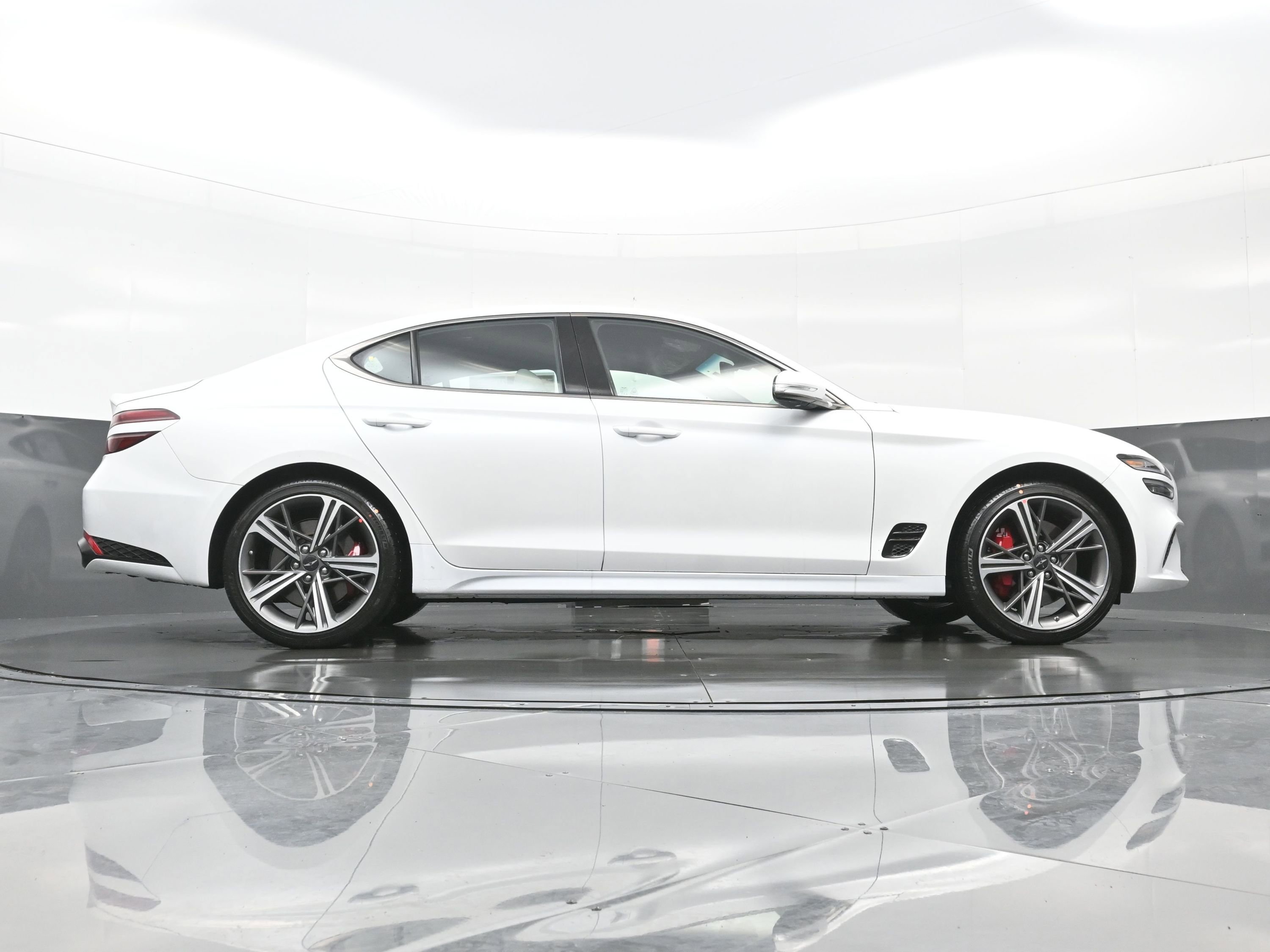 New 2025 Genesis G70 2.5T w/ Sport Prestige Package image 18