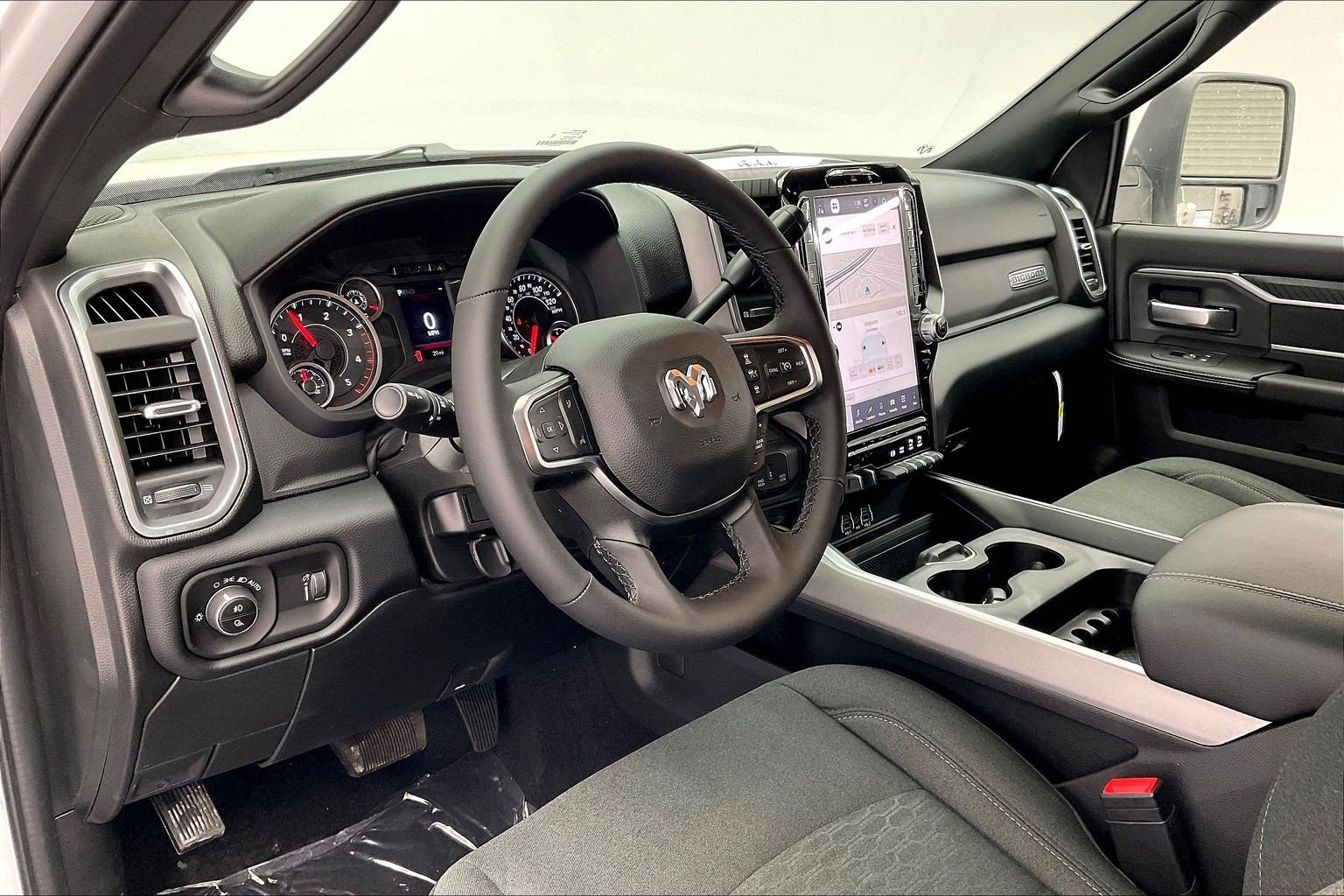 New 2026 RAM 3500 Big Horn AWD/4WD image 4