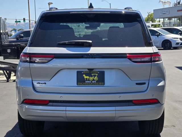 New 2026 Jeep Grand Cherokee Summit w/ Obsidian Package AWD/4WD image 5