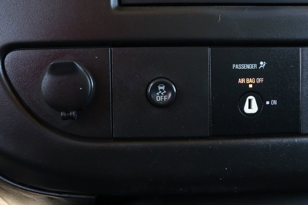 Used 2017 GMC Savana 2500 image 16