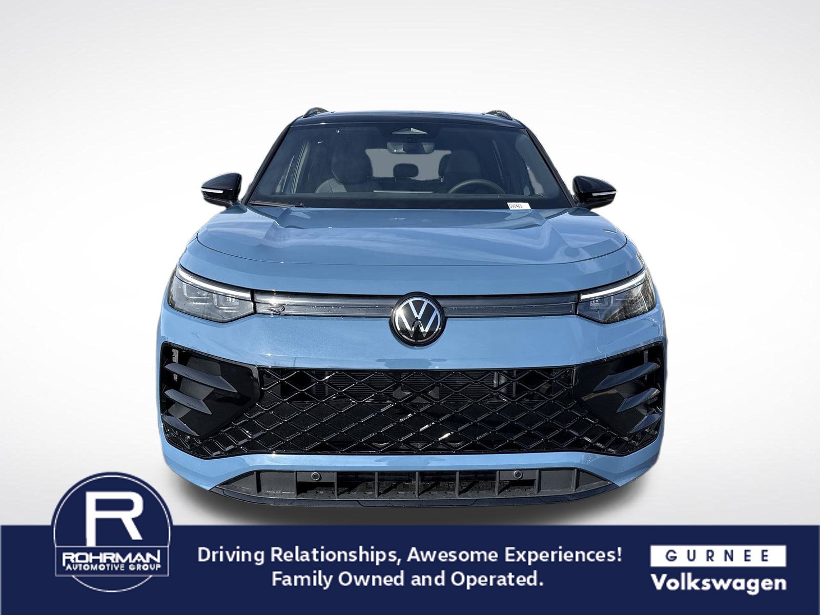 New 2026 Volkswagen Tiguan SE R-Line AWD/4WD image 3