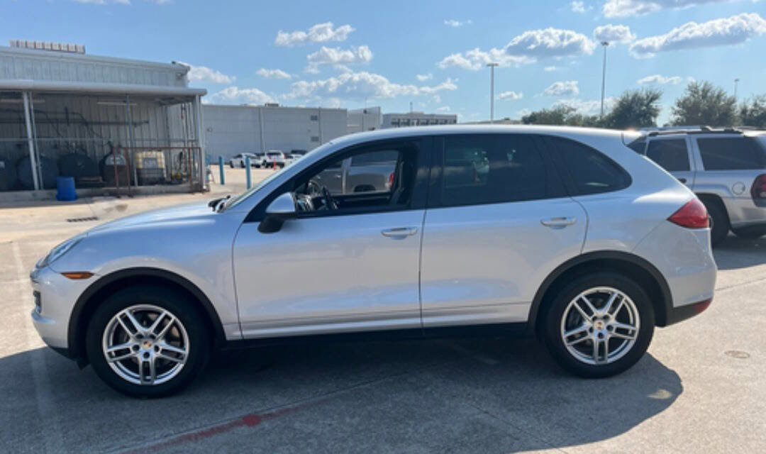 Used 2012 Porsche Cayenne image 8