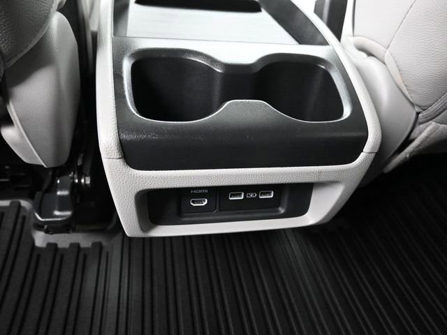 Certified 2024 Honda Odyssey Elite image 32