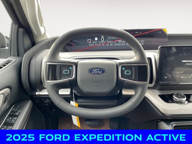 New 2025 Ford Expedition Active image 12