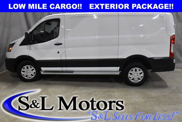 Used 2024 Ford Transit 250 Low Roof w/ Exterior Upgrade Package image 8