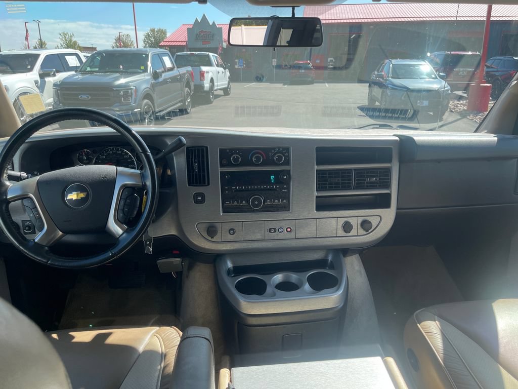 Used 2014 Chevrolet Express 1500 AWD image 39