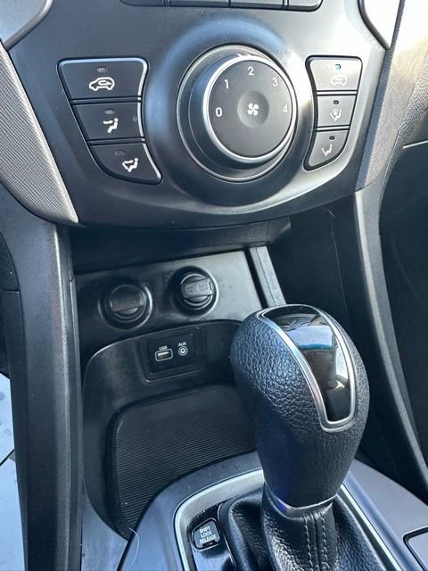 Used 2018 Hyundai Santa Fe Sport image 30