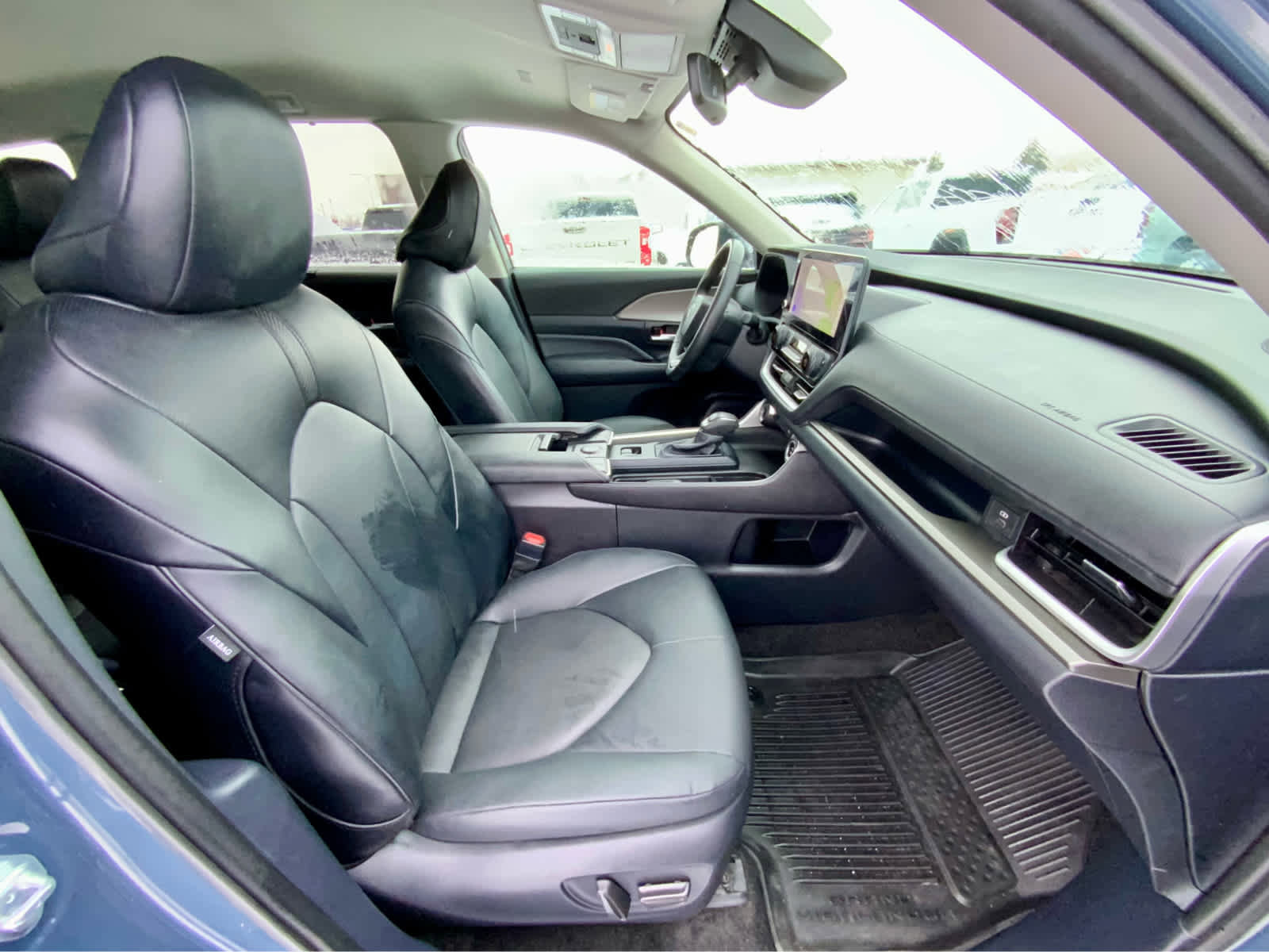 Used 2024 Toyota Grand Highlander XLE image 22