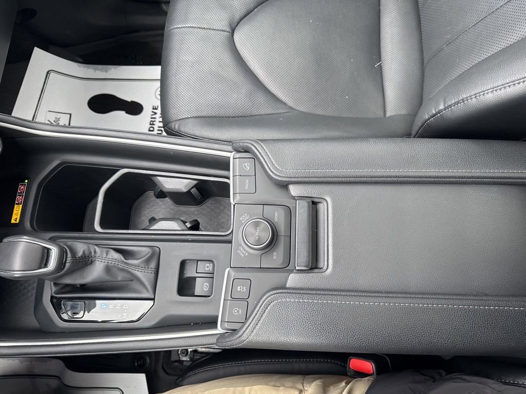 Used 2024 Toyota Grand Highlander Platinum image 24