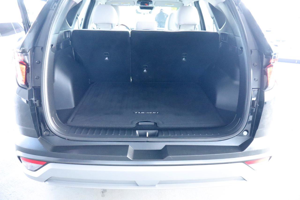 Used 2026 Hyundai Tucson SE FWD image 31