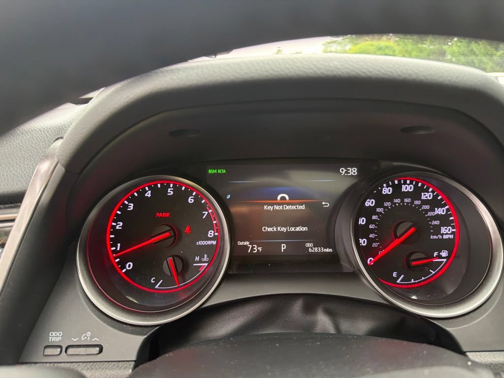 Used 2022 Toyota Camry XSE w/ Navigation Package FWD image 31