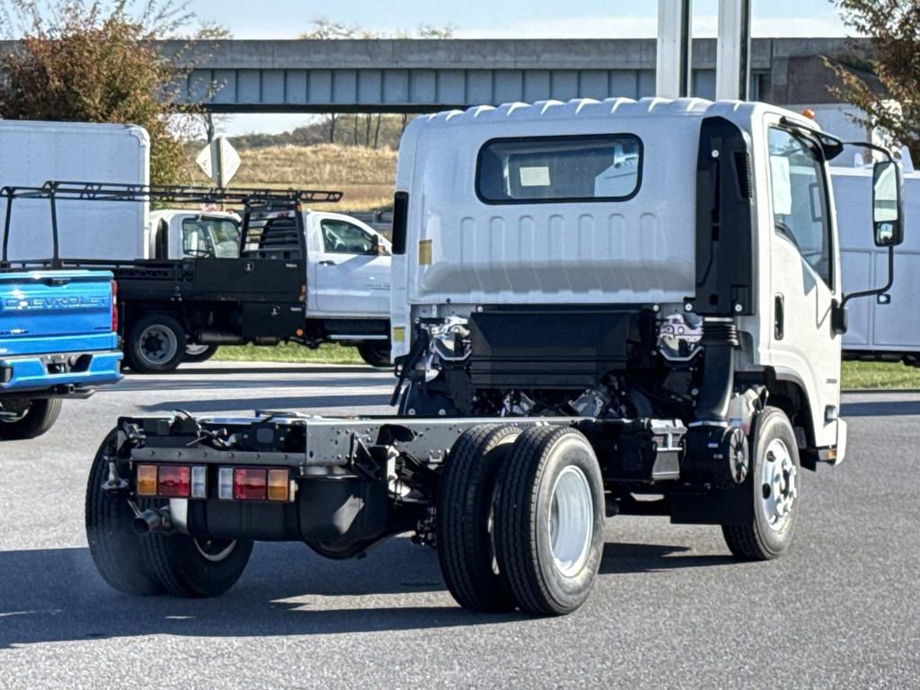 New 2025 Chevrolet Low Cab Forward RWD image 11