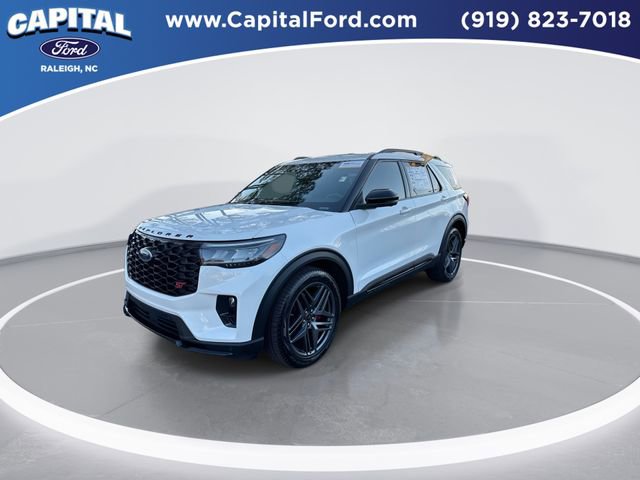 Certified 2025 Ford Explorer ST image 4
