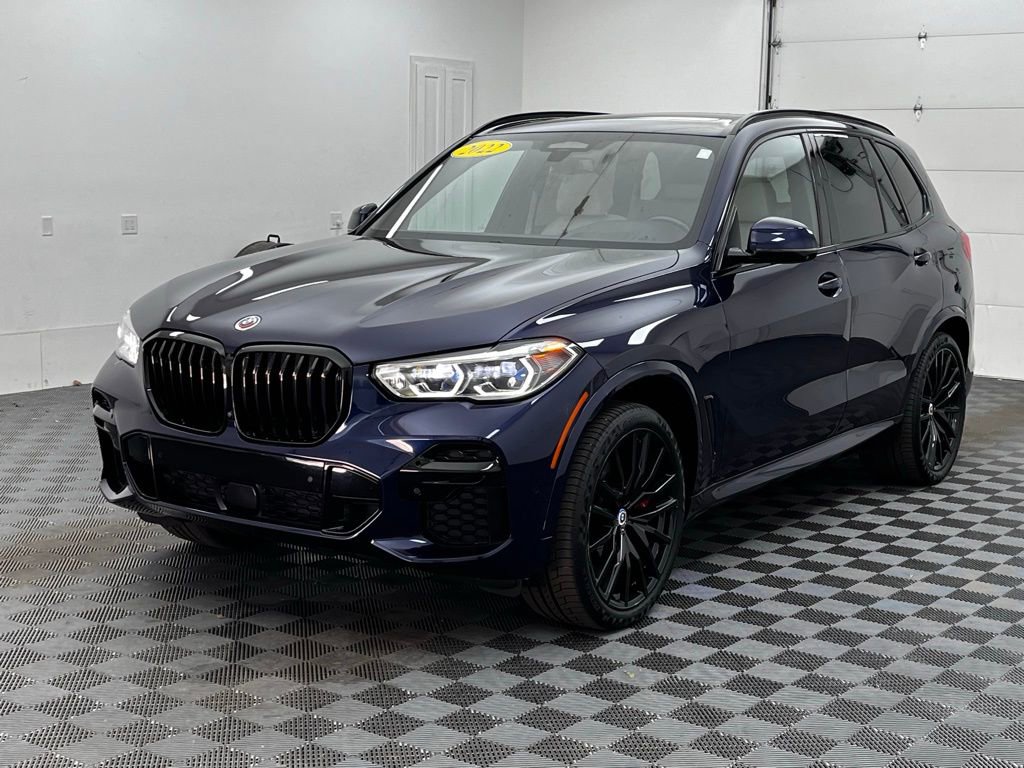 Used 2022 BMW X5 M50i w/ Executive Package image 15