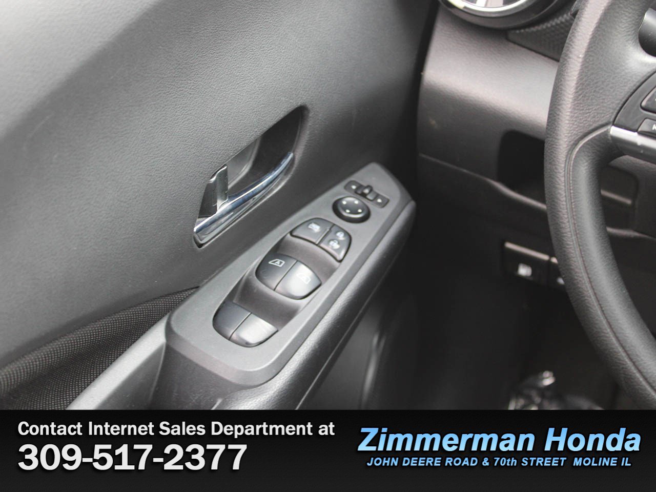 Used 2021 Nissan Kicks SV FWD image 14