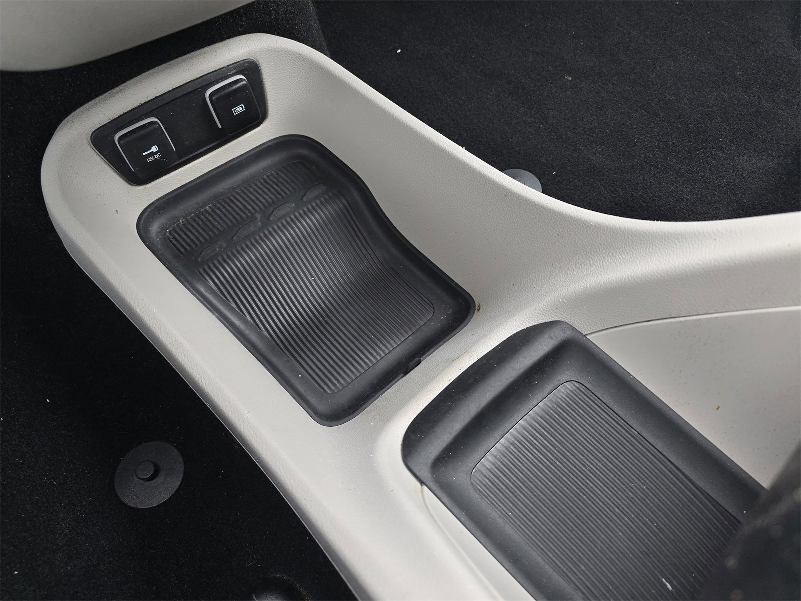 Used 2017 Chrysler Pacifica Touring-L image 8