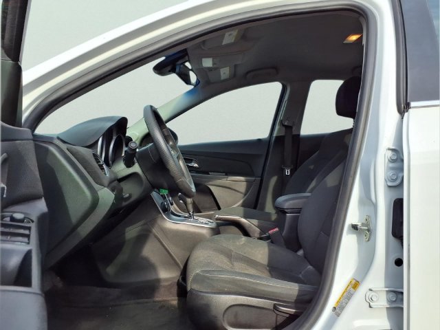 Used 2012 Chevrolet Cruze LT FWD image 15