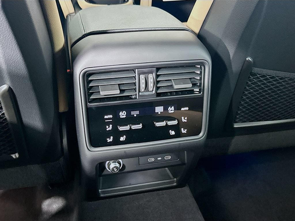 Certified 2026 Porsche Cayenne AWD/4WD image 26