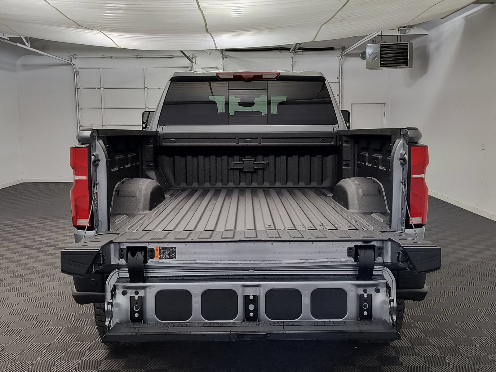 New 2026 Chevrolet Silverado 2500 ZR2 w/ ZR2 Bison Edition AWD/4WD image 19