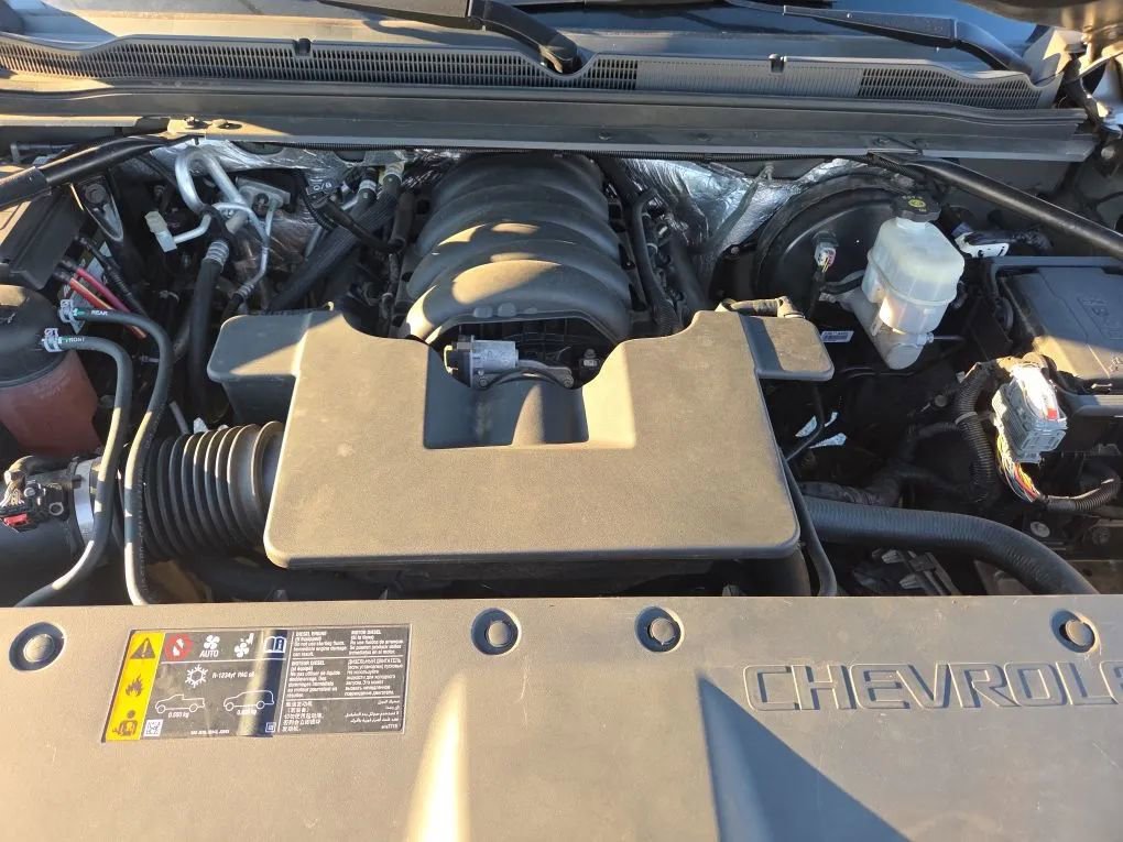 Used 2017 Chevrolet Suburban LS w/ Enhanced Driver Alert Package image 23