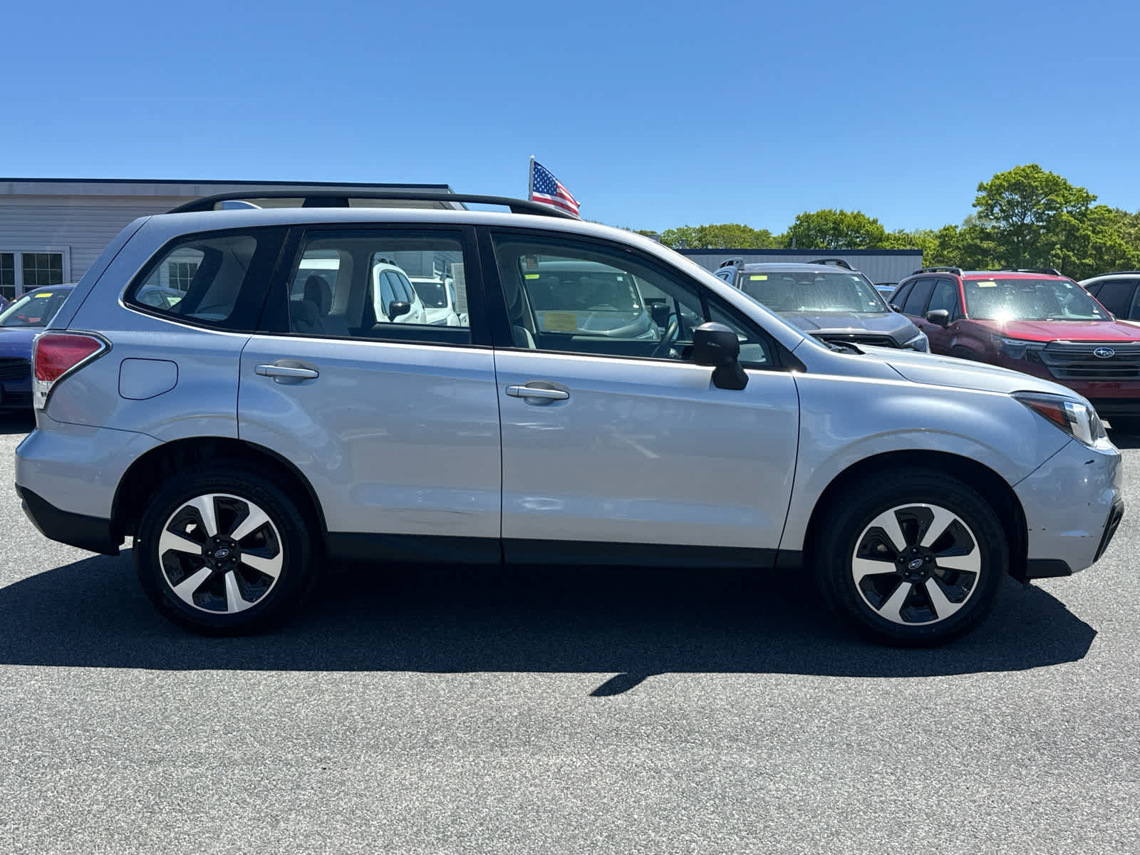 Used 2018 Subaru Forester 2.5i w/ Alloy Wheel Package AWD/4WD image 6