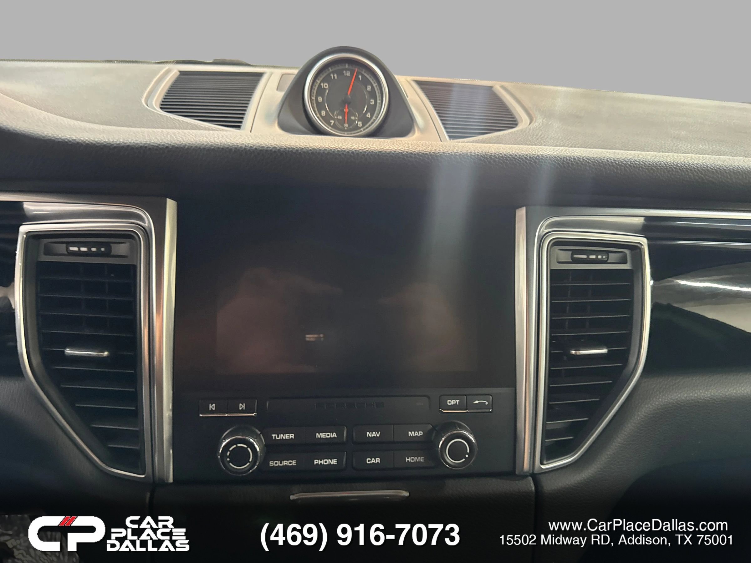 Used 2017 Porsche Macan S image 37