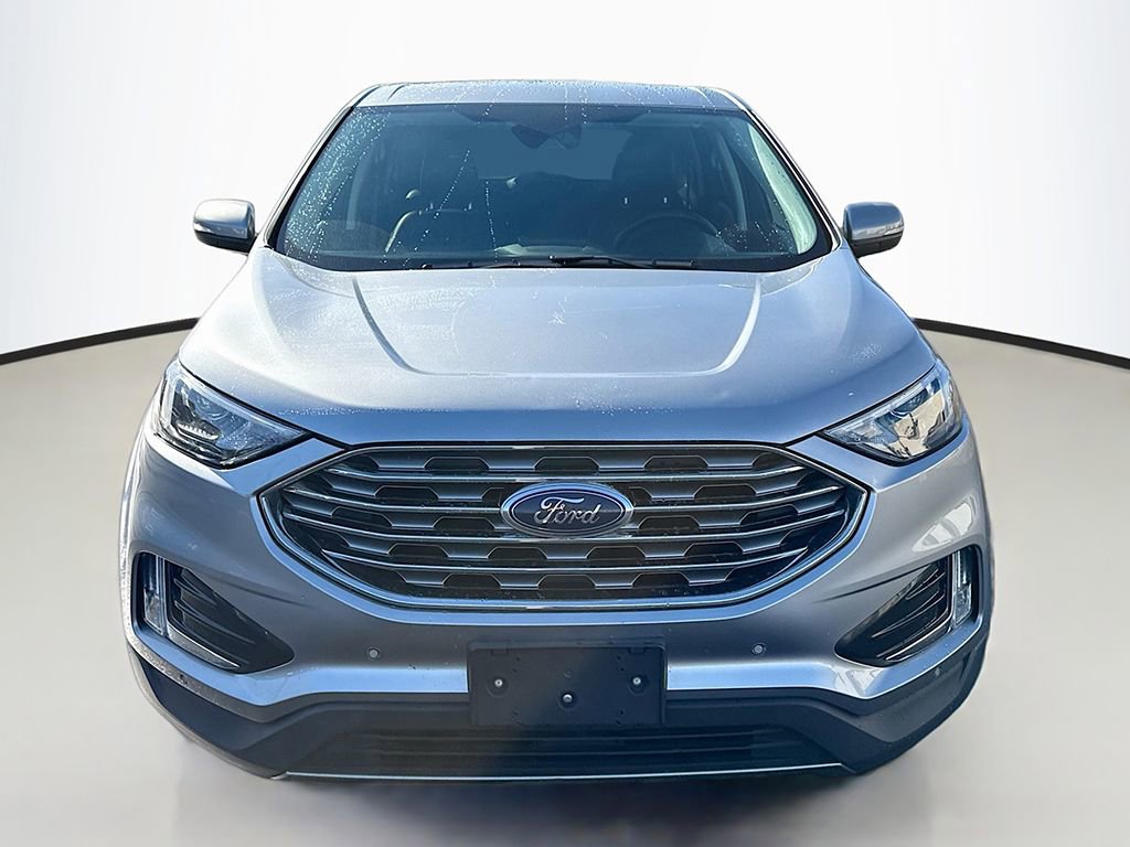 Used 2022 Ford Edge Titanium image 10