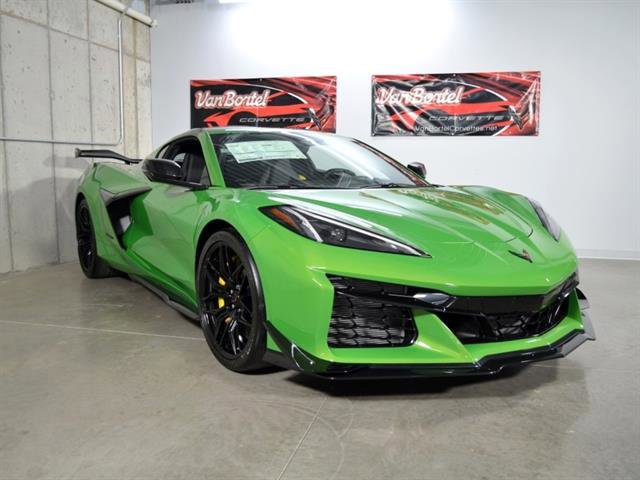 New 2026 Chevrolet Corvette Z06 w/ Z07 Performance Package image 2