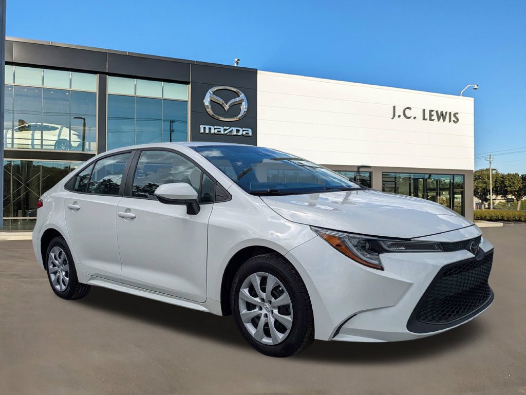 Used 2021 Toyota Corolla LE w/ Carpet Mat Package (TMS)