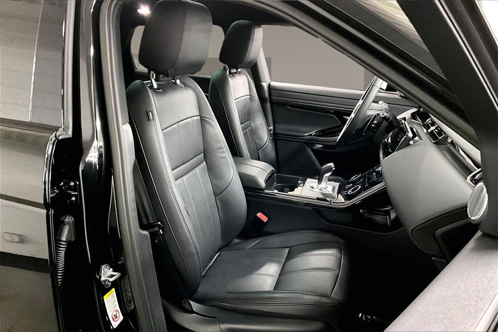 Used 2023 Land Rover Range Rover Evoque R-Dynamic S image 27