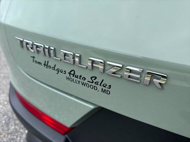 Used 2025 Chevrolet TrailBlazer LS w/ LS Confidence Package FWD image 7