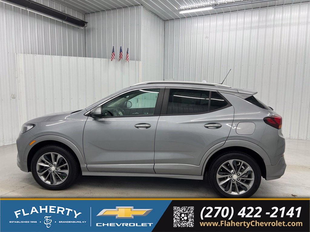 Used 2023 Buick Encore GX Select w/ Experience Buick Package AWD/4WD image 5