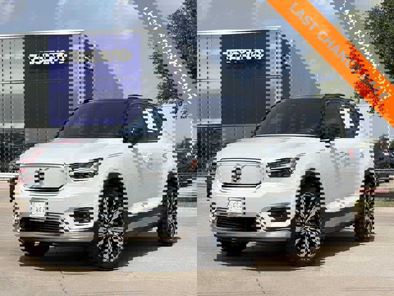Used 2021 Volvo XC40 P8 Recharge w/ Advanced Package