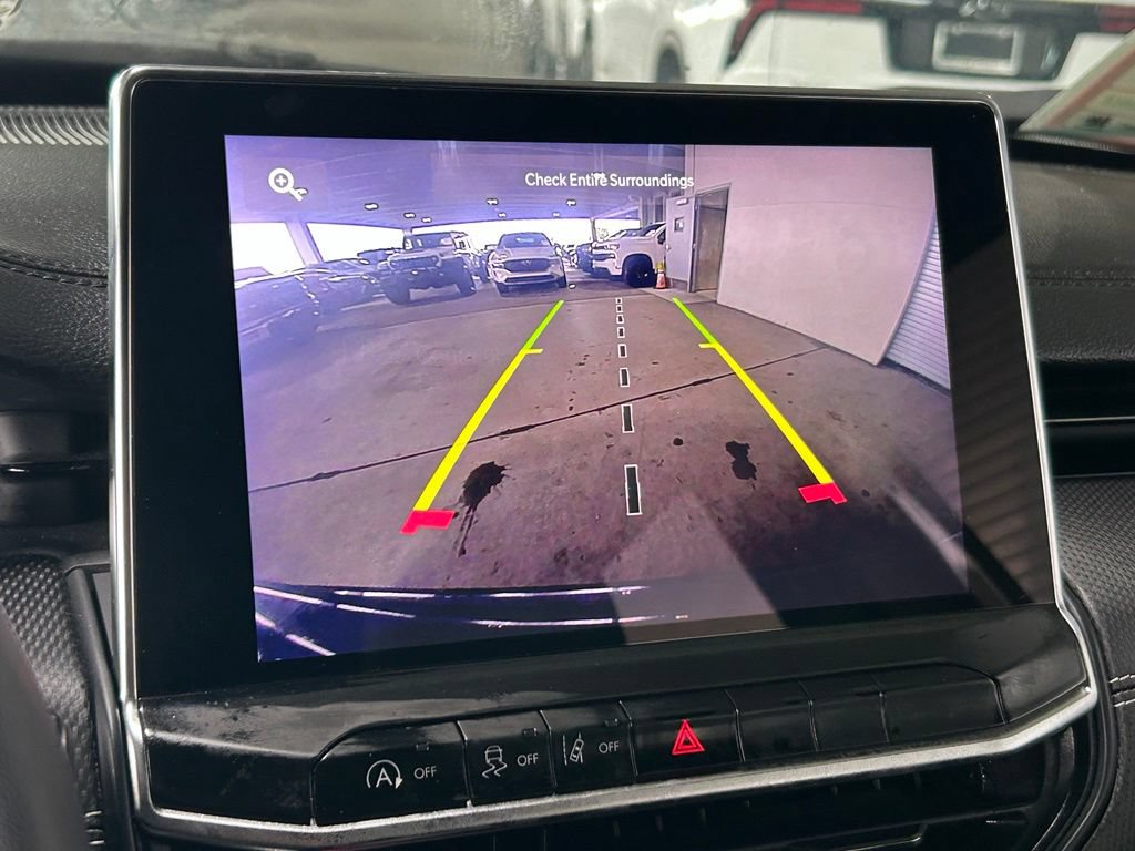 Used 2022 Jeep Compass Latitude FWD image 21